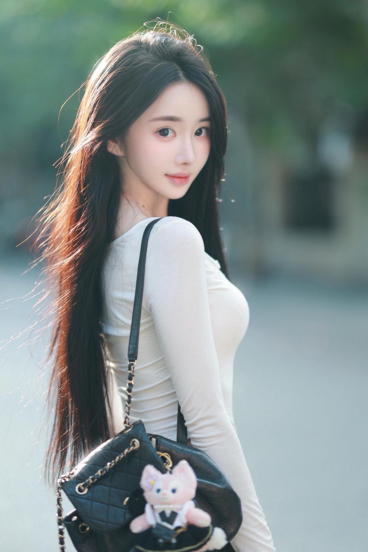 8531cc8b7fa9792a23b717628a69b645-size-1280x1920-1774768426557.jpg
